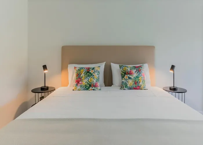 Primeiro Quartel - 4 *