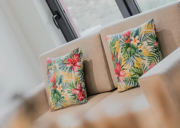 Primeiro Quartel - 4 *